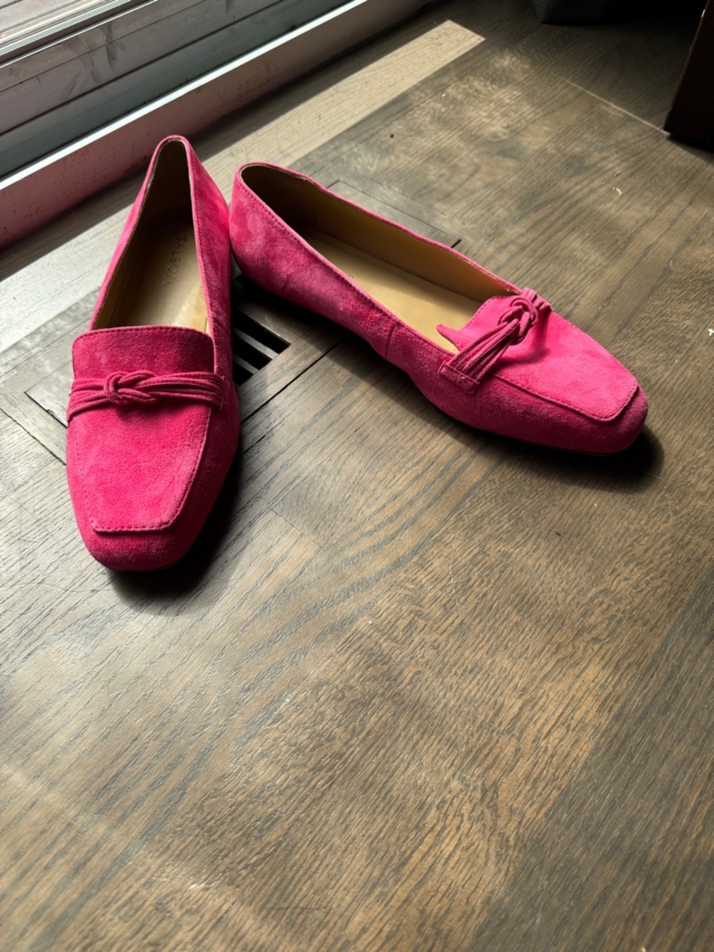 Talbots New. Never worn. Women’s Pink Suede Knot Loafers.
